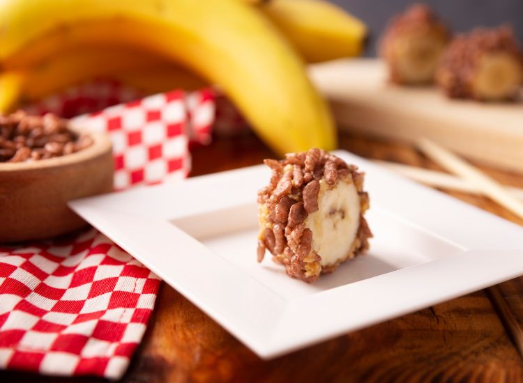 Recette Sushi croustillant à la banane et riz soufflé au chocolat